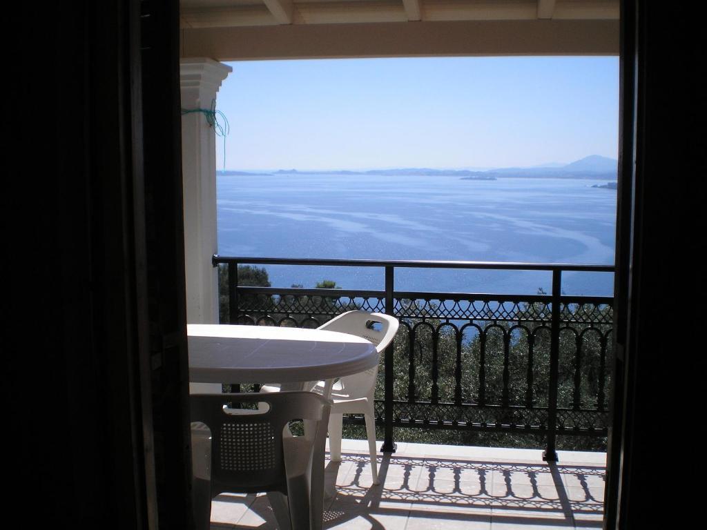 Villa Elli Panoramic View Ípszosz Kültér fotó