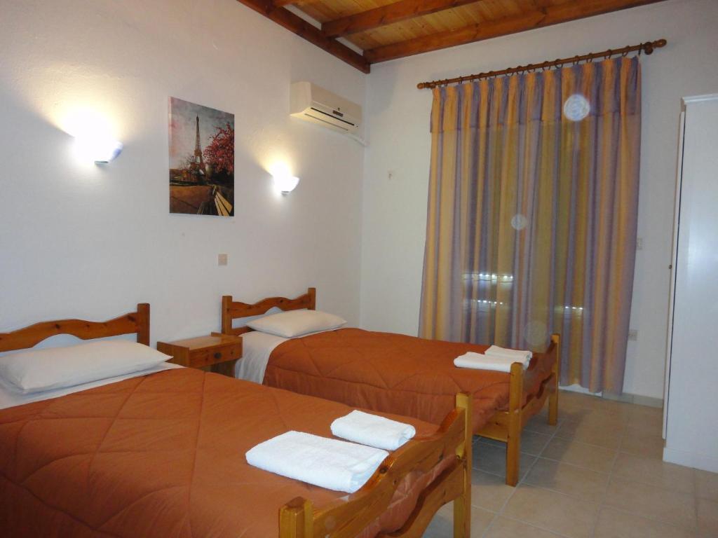 Villa Elli Panoramic View Ípszosz Szoba fotó