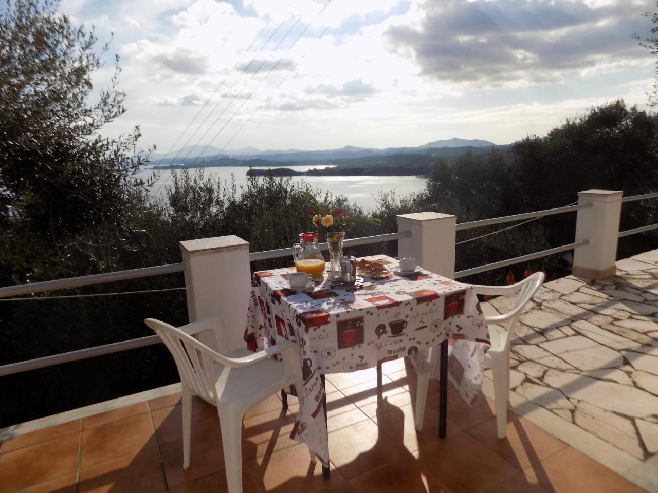 Villa Elli Panoramic View Ípszosz Kültér fotó